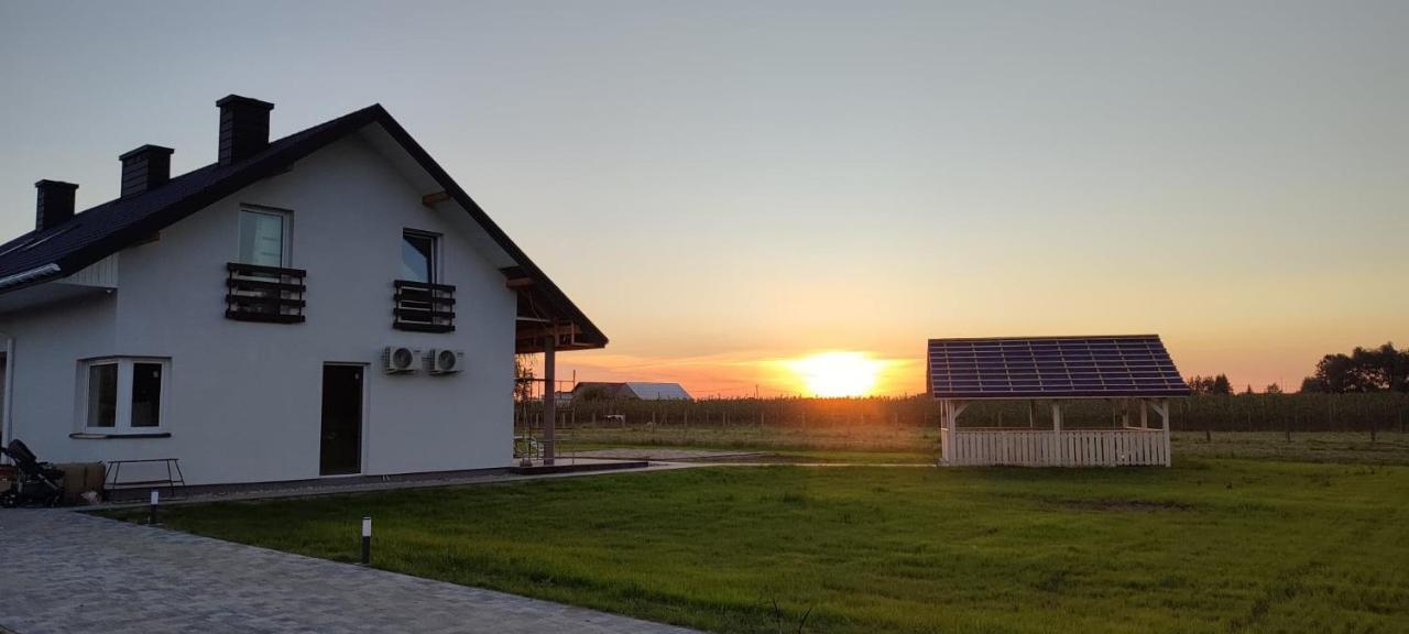 Apartamenty Wilga Z Calorocznym Jacuzzi I Letnim Basenem Екстер'єр фото