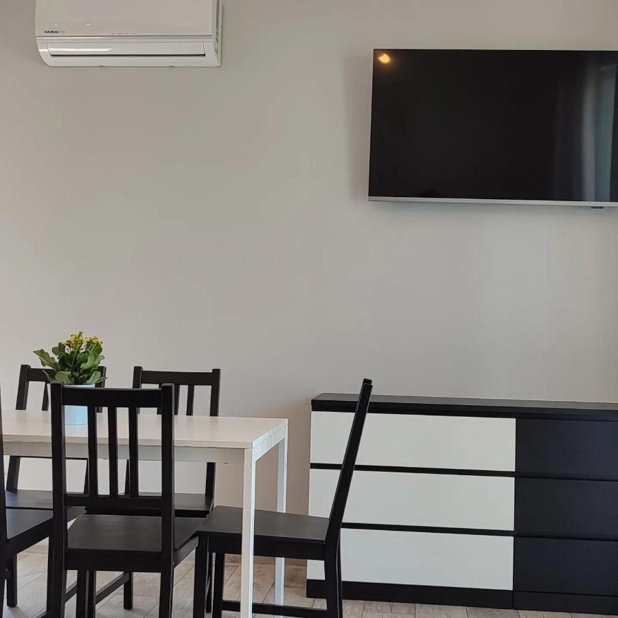 Apartamenty Wilga Z Calorocznym Jacuzzi I Letnim Basenem Екстер'єр фото
