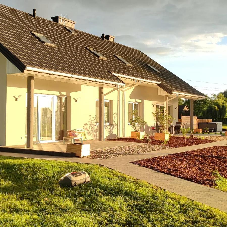 Apartamenty Wilga Spokojne Miejsce Z Calorocznym Jacuzzi I Letnim Basenem Вілга Екстер'єр фото